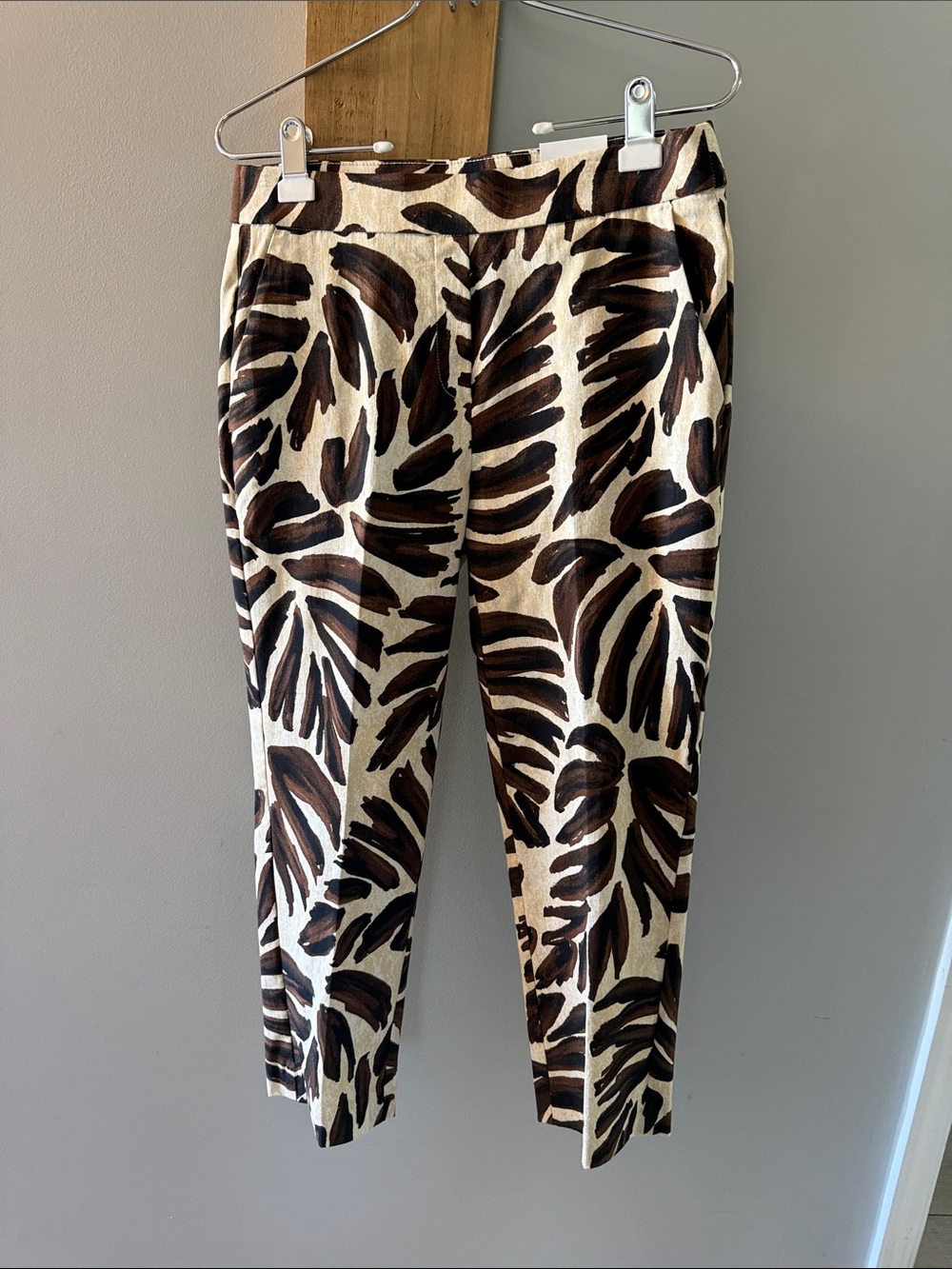 Jules & Leopold Brown Leaf-Print Chinos on Cream